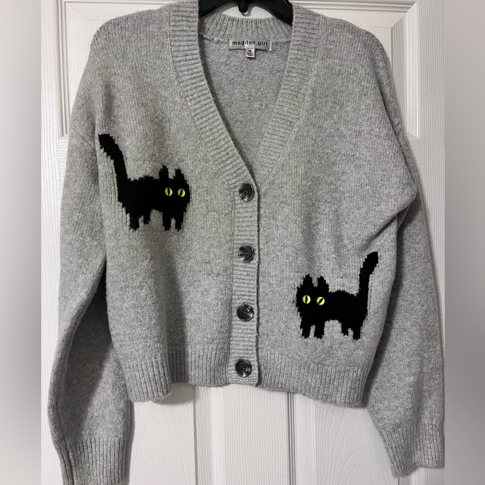 Madden Girl Scaredy Black Cat Motifs Gray V-Neck Cardigan - Picture 3 of 7